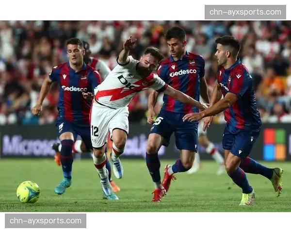 莱万特2-1逆转拉斯帕尔马斯，结束连续六轮不胜尴尬纪录