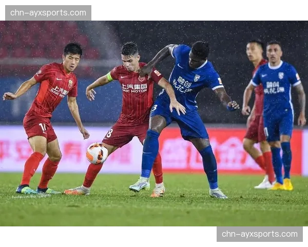 【2026年4月中超联赛·赛后·述评比赛述评：河南队取胜关键在于放弃低效高球传中，转而采用更多低平球横扫门前