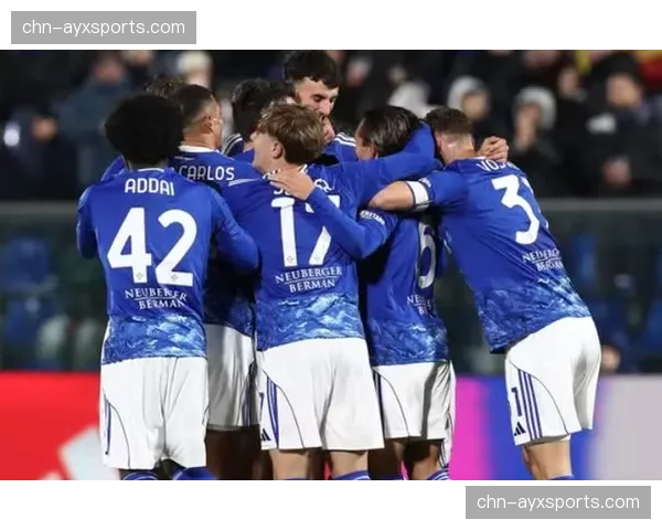 萨索洛2-1爆冷科莫，中游球队搅动欧战席位争夺